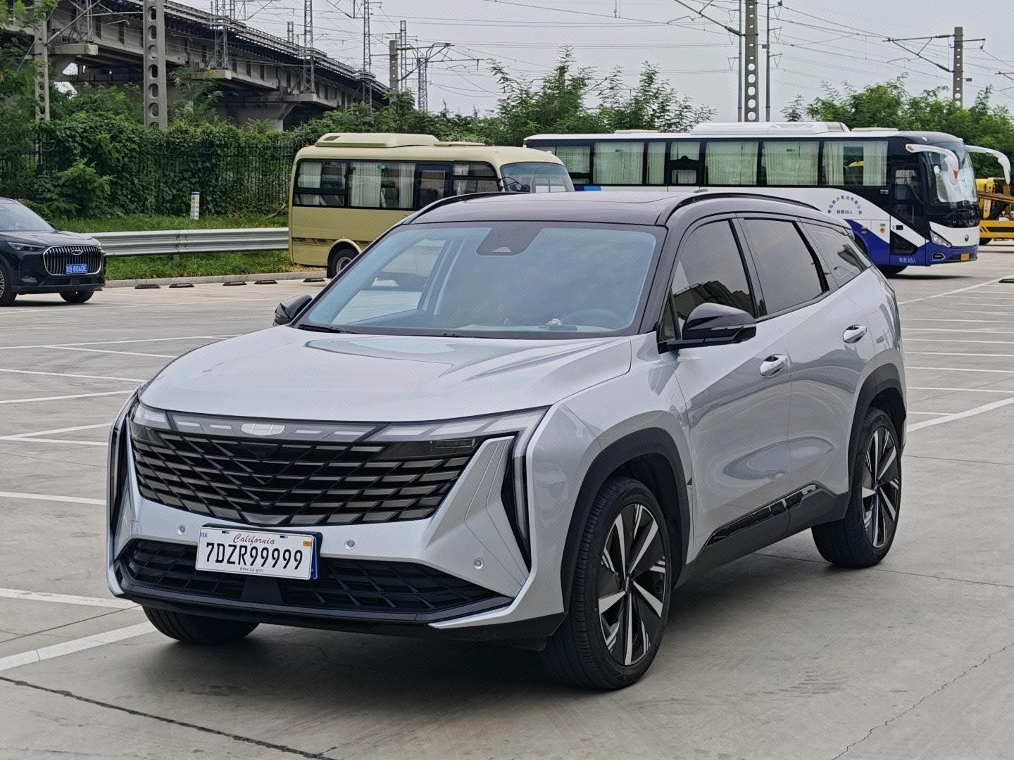 GEELY Boyue L 2023 car image 