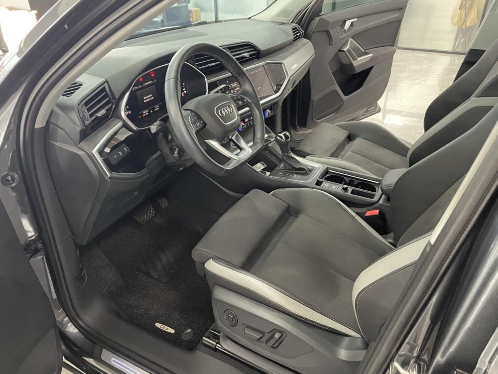 Audi Q3 2023 #16 Audi Q3 2023 car image #16