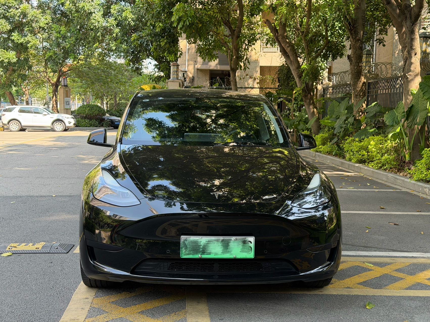 Tesla Model Y 2023 #6 Tesla Model Y 2023 immagine di auto #6