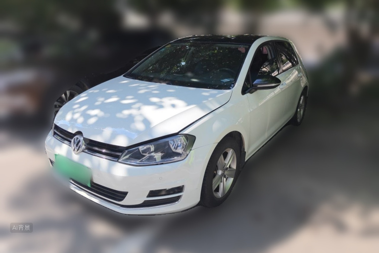 Volkswagen Golf 2017 car image #2