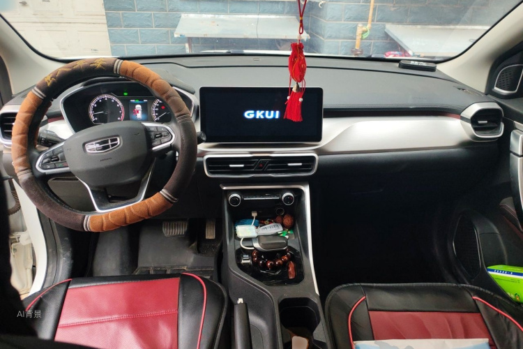 GEELY Coolray 2022 car image #11