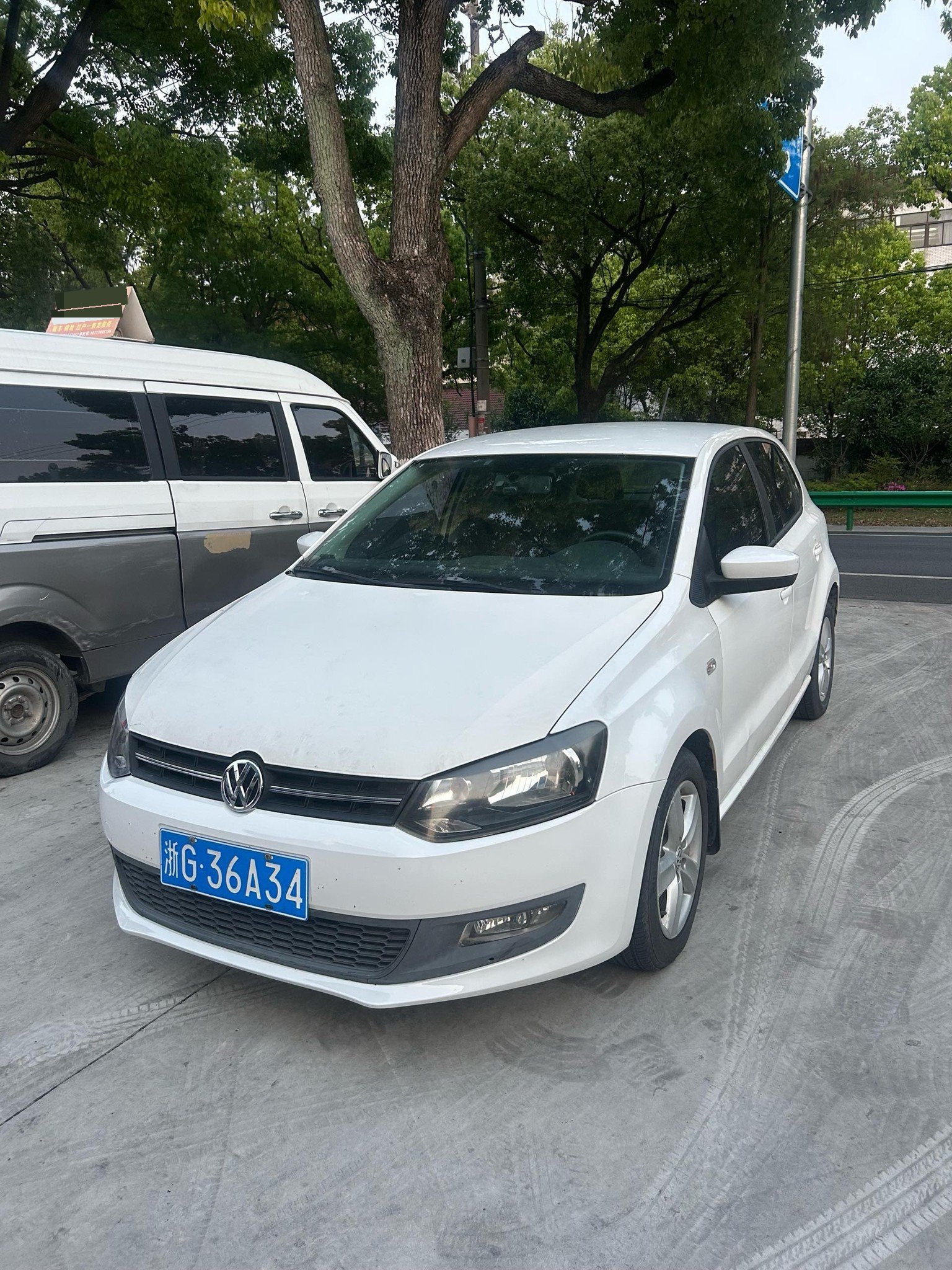 Volkswagen Polo 2012 Volkswagen Polo 2012 car image