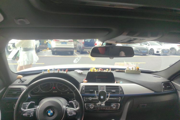BMW 3 Series 2018 #7 BMW 3 Series 2018 car image #7