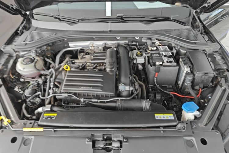 Volkswagen Bora 2023 car image #20