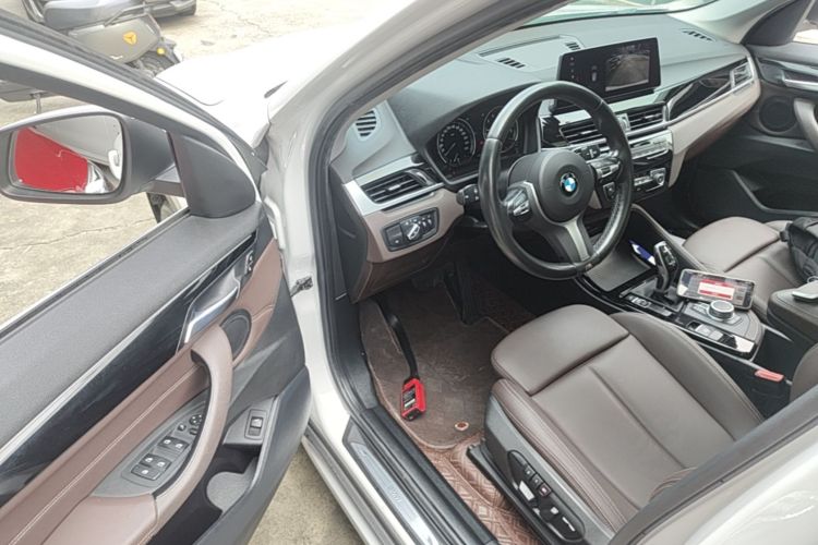 BMW X1 2020 immagine di auto #16