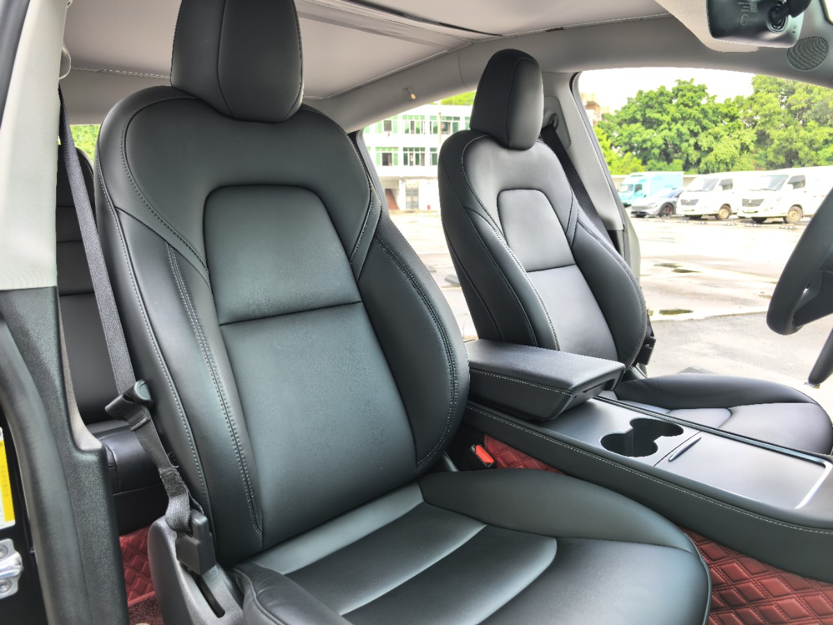 Tesla Model Y 2022 car image #7