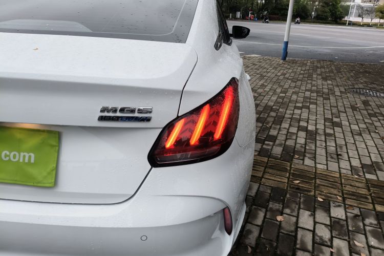 MG 5 2024 image de voiture #8