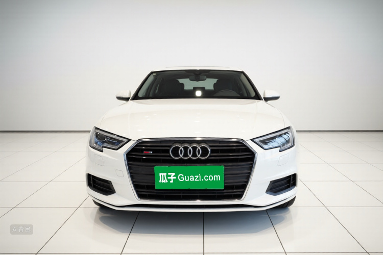 Audi A3 2018 car image #3