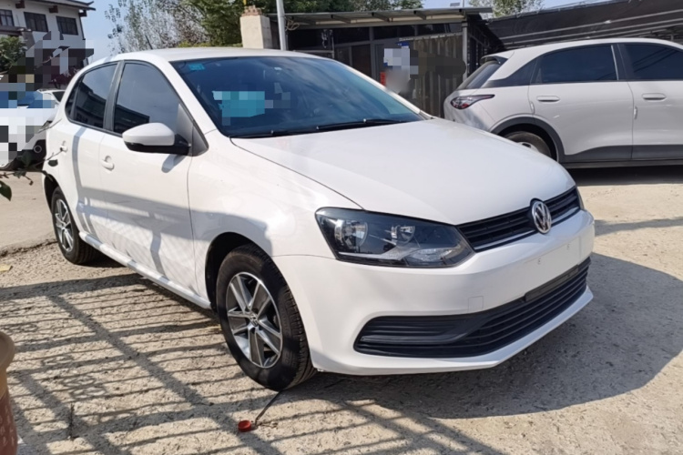 Volkswagen Polo 2017 car image #6