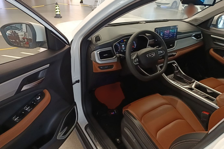 GEELY Vision X6 2021 car image #16
