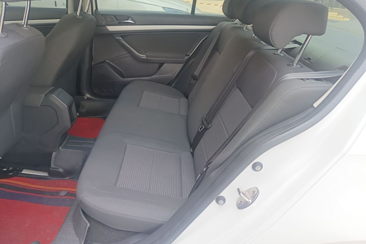 Volkswagen Lavida 2019 #13 Volkswagen Lavida 2019 car image #13