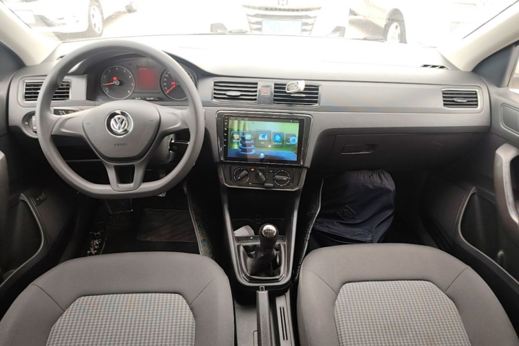 Volkswagen Santana 2020 car image #11