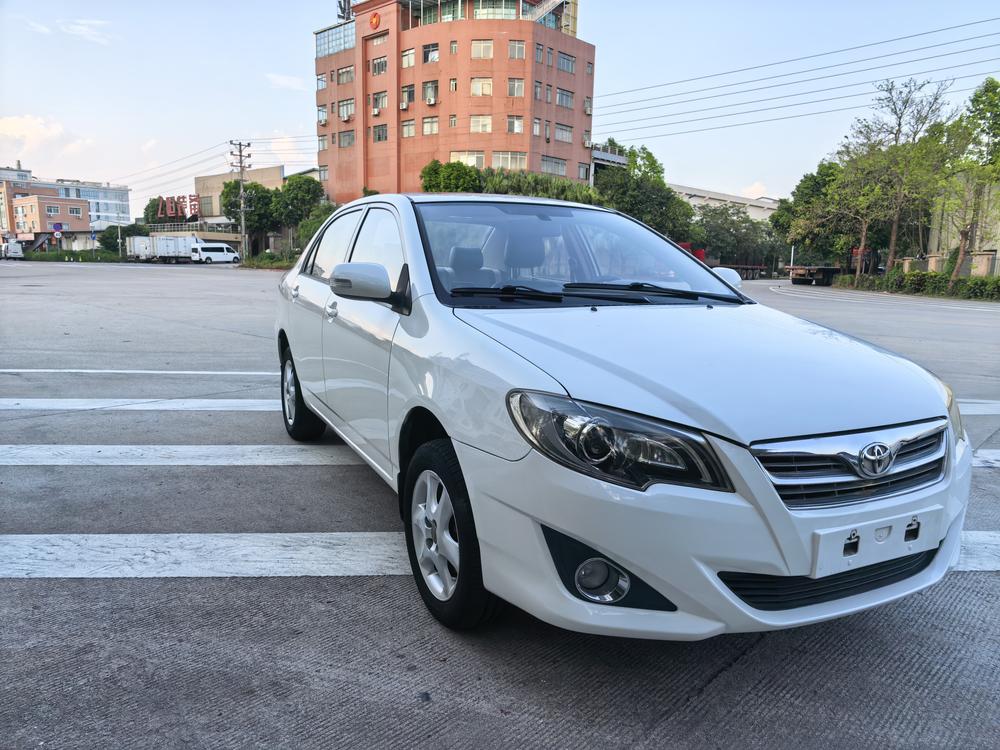 Toyota Corolla (Classic) 2013 #3 Toyota Corolla (Classic) 2013 صورة سيارة #3