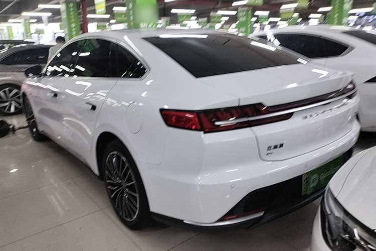 BYD Han 2022 car image #5
