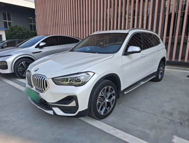 BMW X1 2022 BMW X1 2022 صورة سيارة