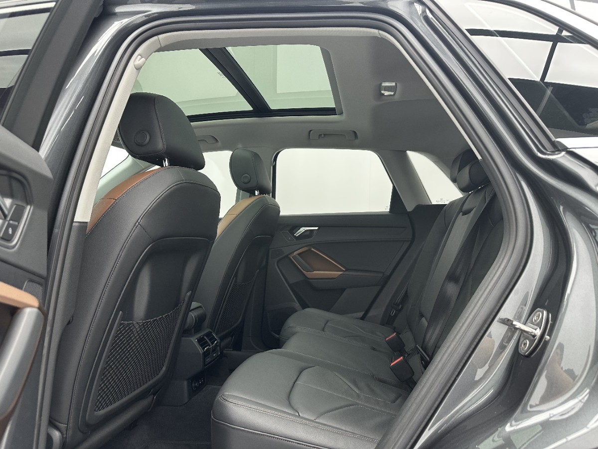 Audi Q3 2022 #6 Audi Q3 2022 car image #6
