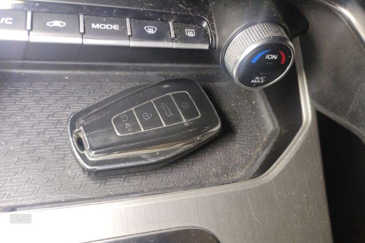 GEELY Coolray 2021 car image #10