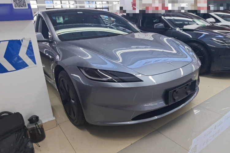 Tesla Model 3 2025 #4 Tesla Model 3 2025 immagine di auto #4