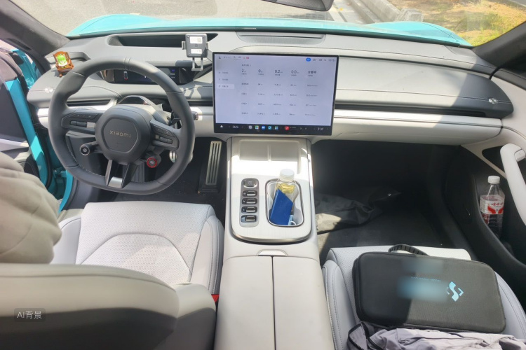 MI SU7 2024 immagine di auto #11