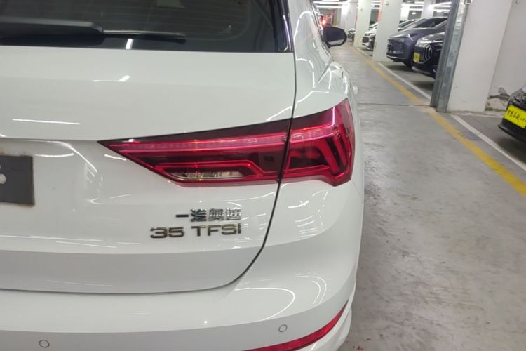 Audi Q3 2021 #8 Audi Q3 2021 изображение автомобиля #8