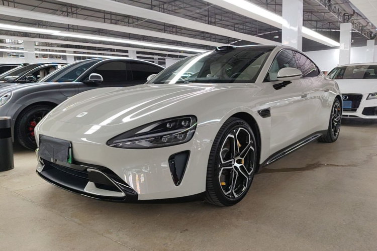 MI SU7 2024 car image #2