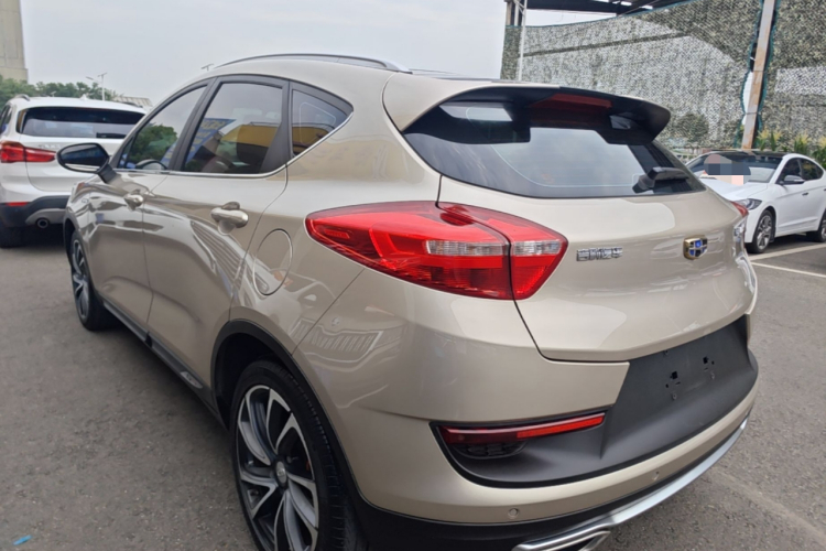 GEELY Emgrand GS 2017 car image #5