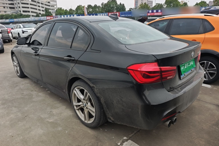 BMW 3 Series 2018 صورة سيارة #5