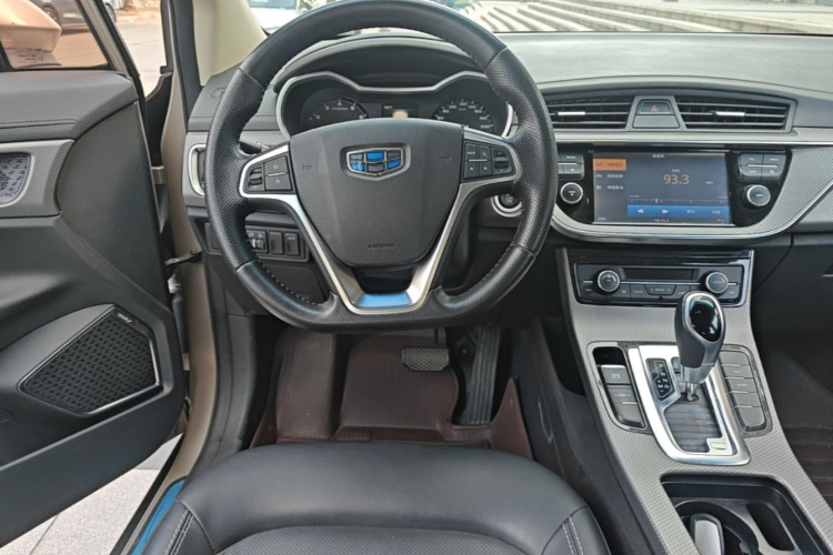 GEELY Emgrand GS 2016 car image #11