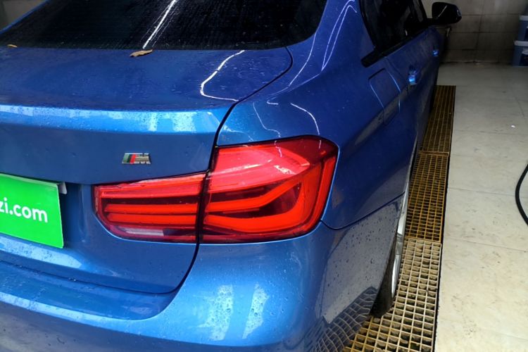 BMW 3 Series 2017 #8 BMW 3 Series 2017 car image #8