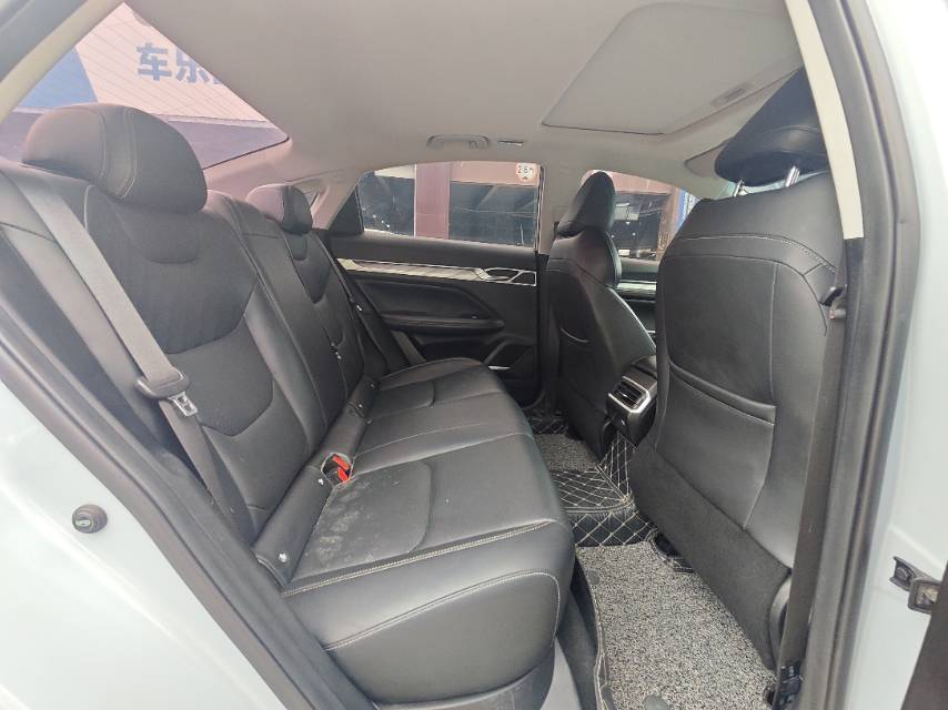 GEELY Emgrand L HiP 2023 car image #13