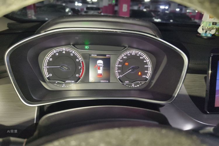 GEELY Coolray 2019 car image #13