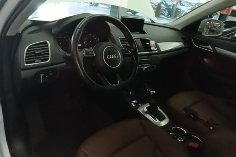 Audi Q3 2017 #10 Audi Q3 2017 car image #10