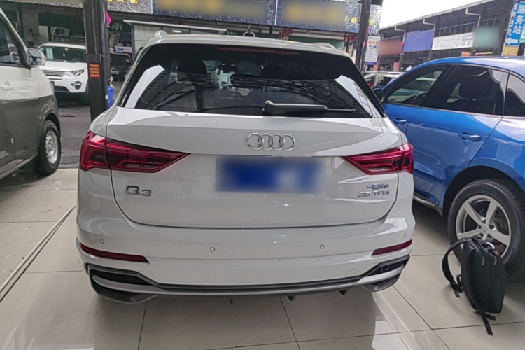 Audi Q3 2021 #4 Audi Q3 2021 car image #4