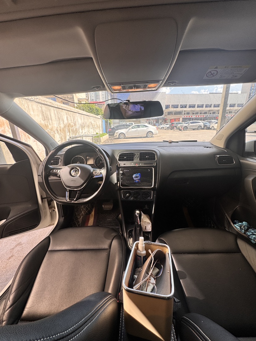 Volkswagen Polo 2019 car image #5