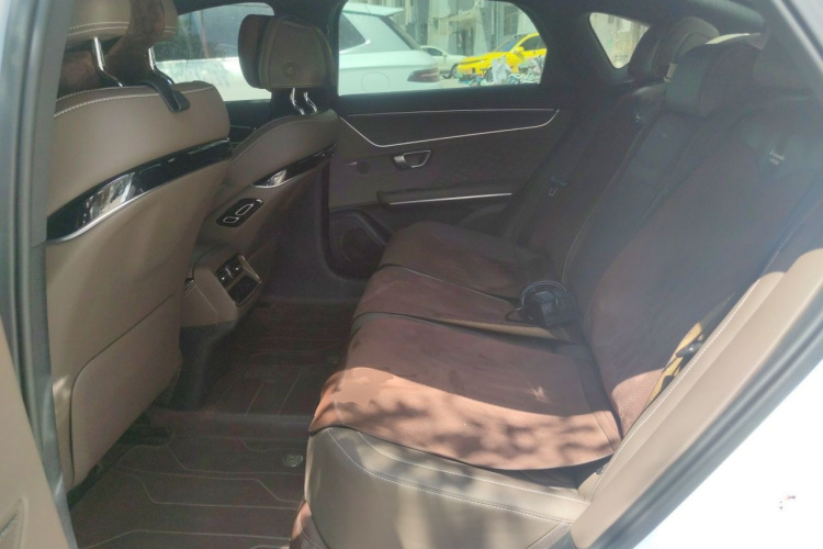 BYD Han 2023 car image #14