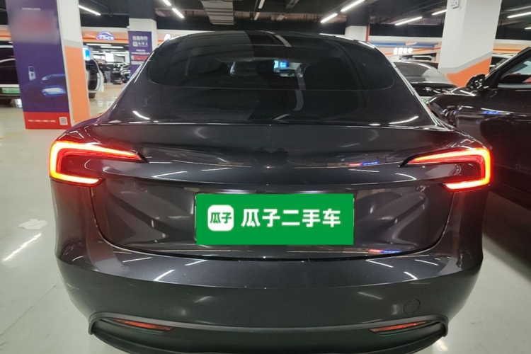 Tesla Model 3 2024 car image #6