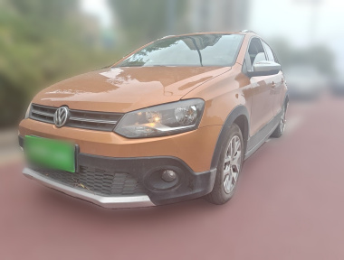 Volkswagen Polo 2015 car image 