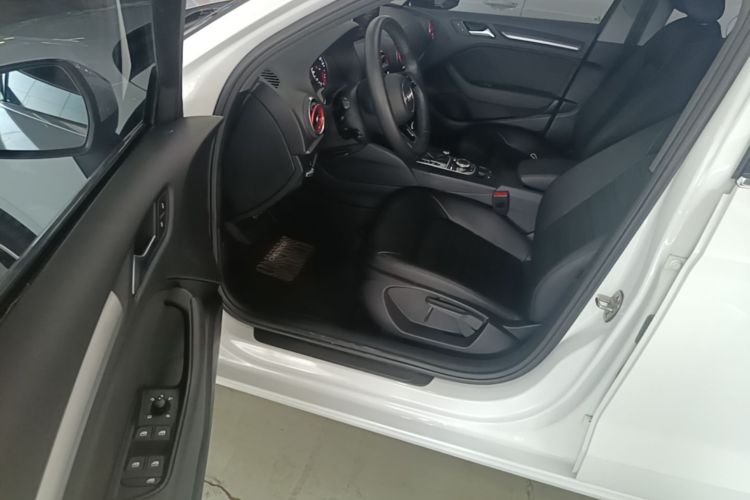Audi A3 2020 car image #16