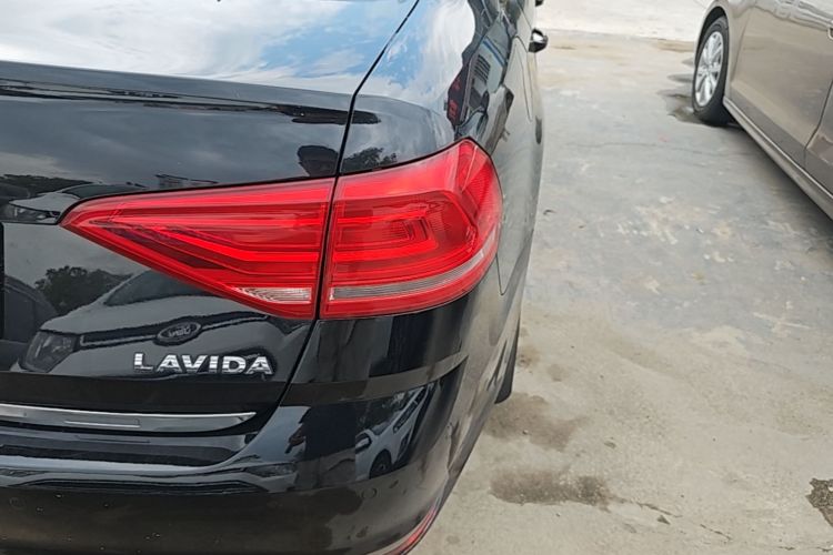 Volkswagen Lavida 2018 #8 Volkswagen Lavida 2018 car image #8