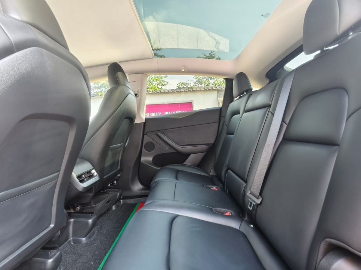 Tesla Model Y 2022 car image #5