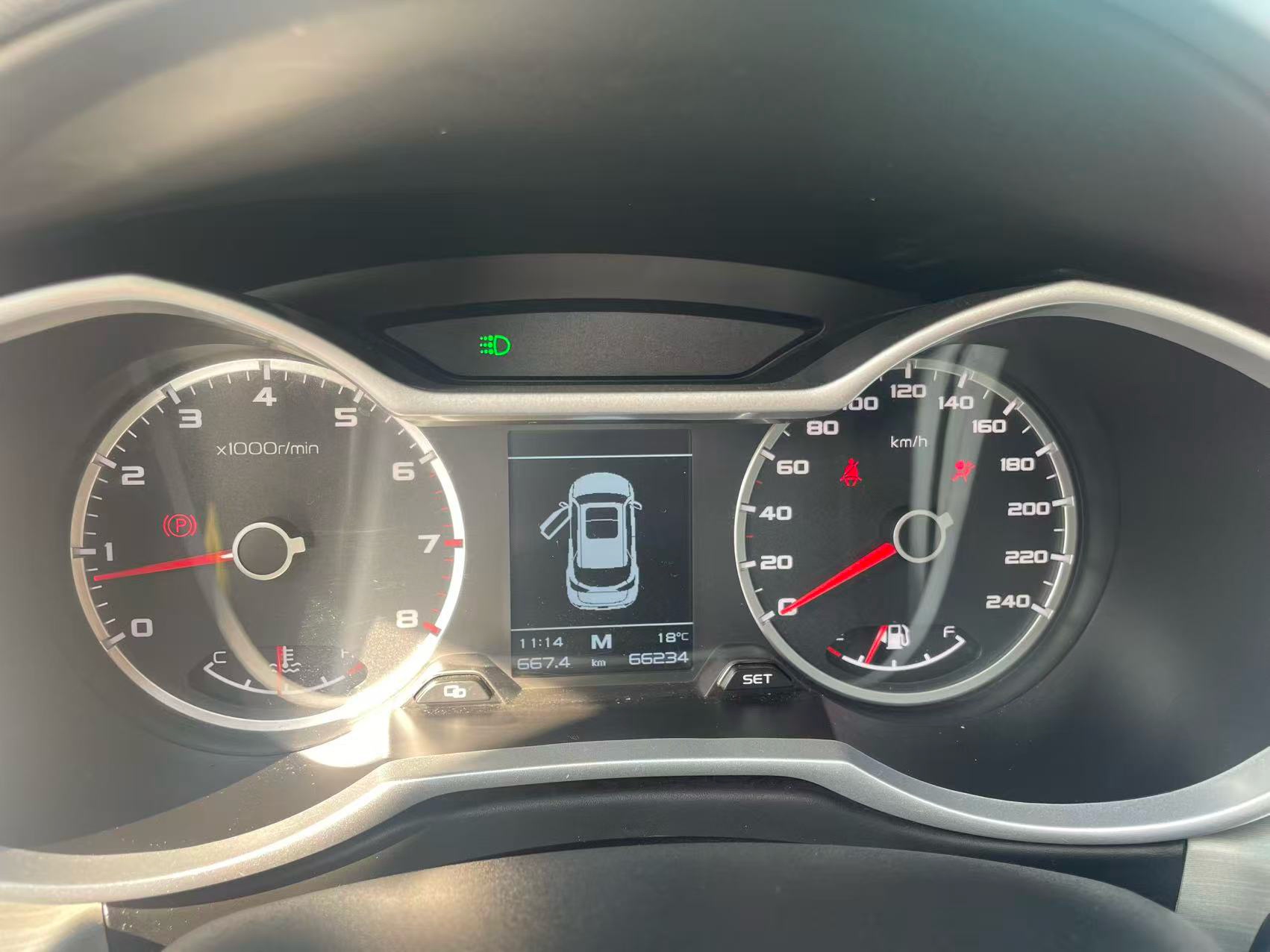 GEELY Boyue 2019 #4 GEELY Boyue 2019 car image #4