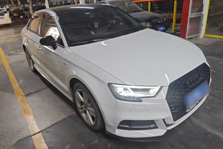Audi A3 2019 #4 Audi A3 2019 car image #4
