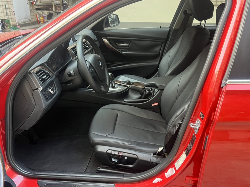 BMW 3 Series 2013 imagem de carro #13