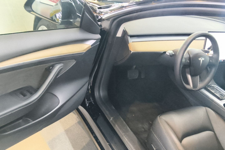 Tesla Model 3 2021 #16 Tesla Model 3 2021 immagine di auto #16