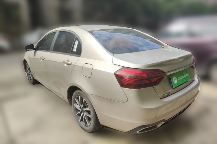 GEELY Emgrand 2019 car image #5