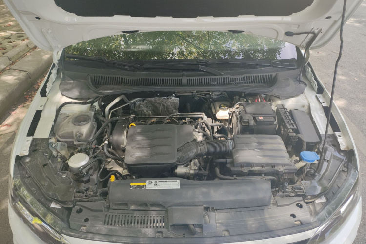 Volkswagen Polo 2023 immagine di auto #20