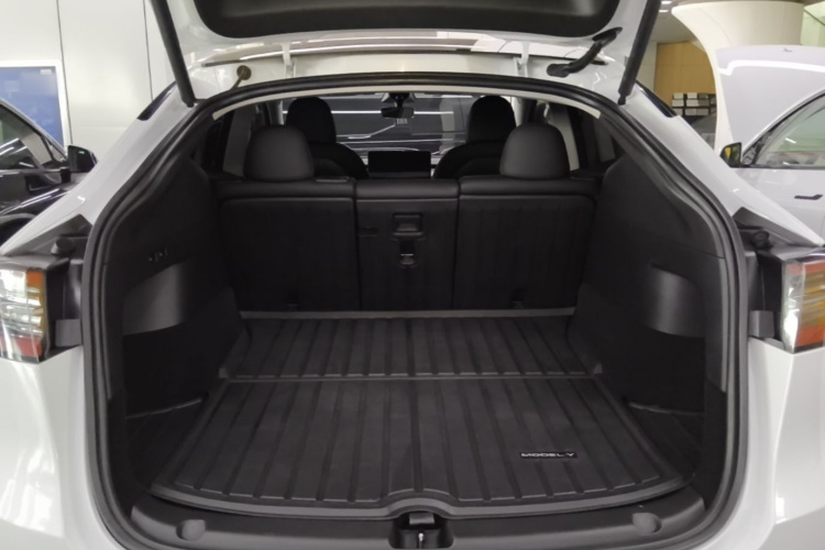 Tesla Model Y 2022 #19 Tesla Model Y 2022 imagen de coche #19