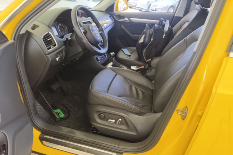Audi Q3 2017 #15 Audi Q3 2017 car image #15