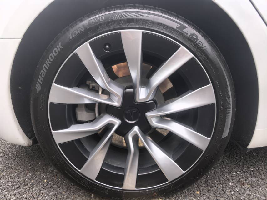 Tesla Model 3 2025 car image #12