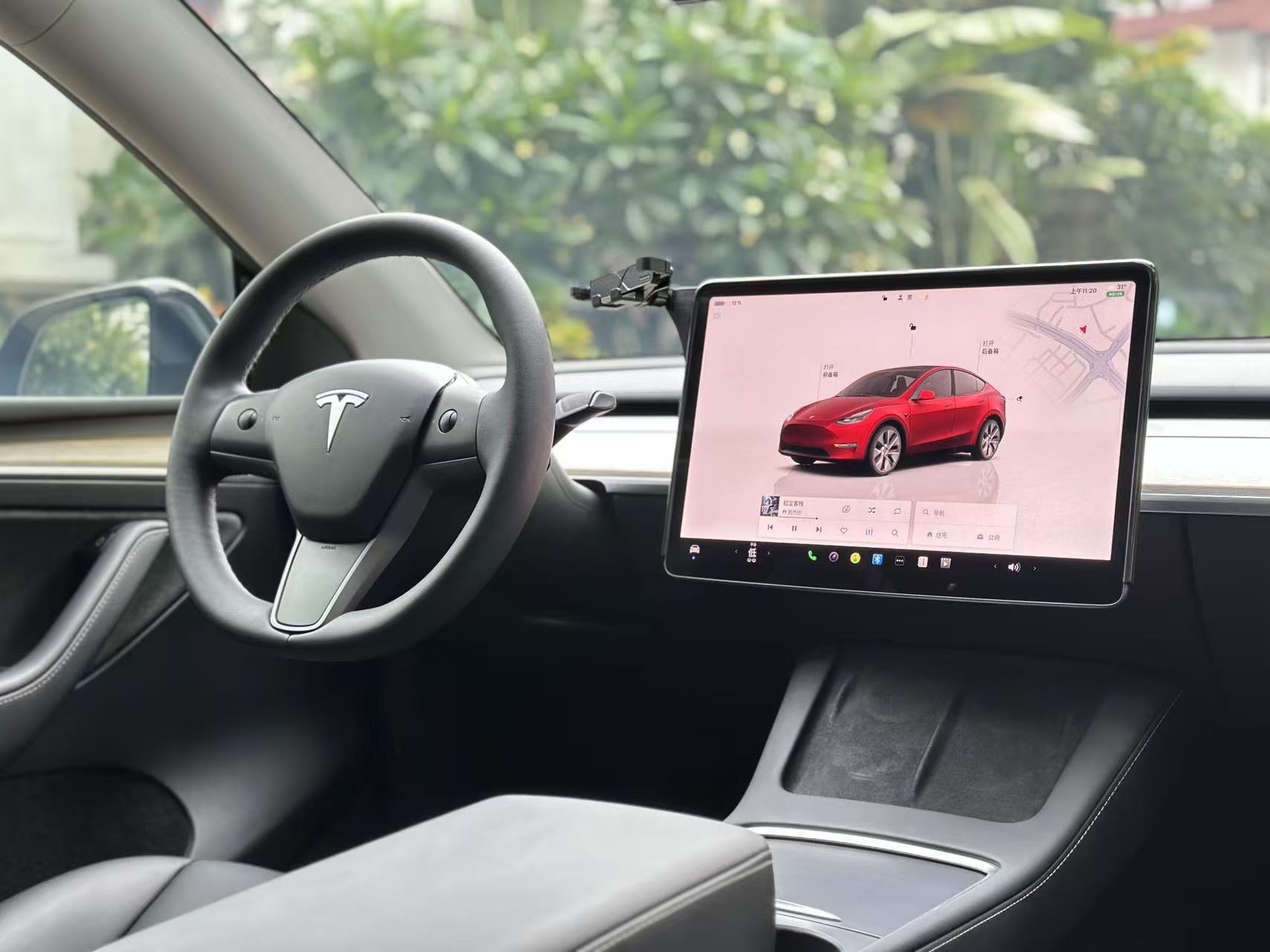 Tesla Model Y 2023 #10 Tesla Model Y 2023 car image #10